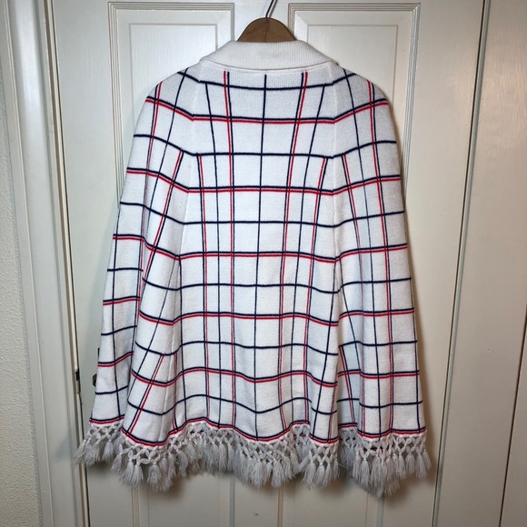 Vintage Window Pane Check Knit Cape - Picture 2 of 9